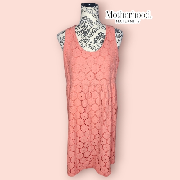 Motherhood Maternity Dresses & Skirts - MOTHERHOOD MATERNITY Coral Lace Dress - Large